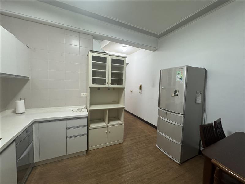 社宅🏠義利陽明商圈車庫透天採光4房近國1澄清湖📞愛窩,愛窩 iwow house
