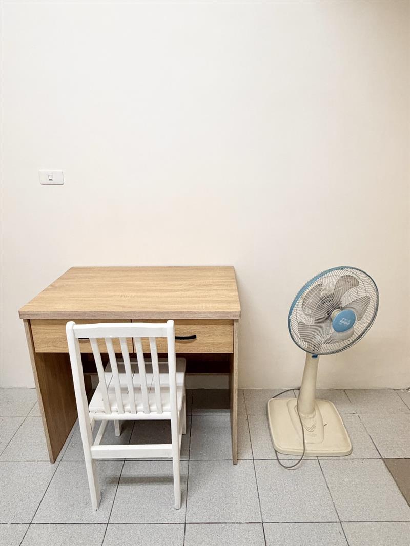 社宅🏠林森一高雄車站旁1F可寵獨立套房可租補📞愛窩,愛窩 iwow house