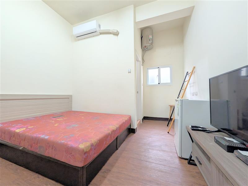 崗山橫3B瑞隆商圈電梯採光房近籬仔輕軌📞愛窩,愛窩 iwow house