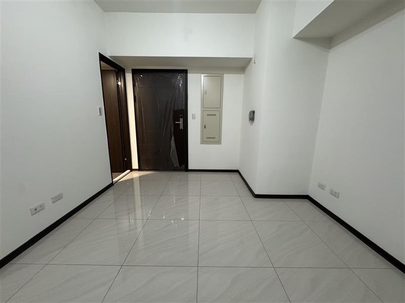 社宅🏠民族一明誠商圈電梯採光獨洗獨立套房近捷運巨蛋📞愛窩,愛窩 iwow house