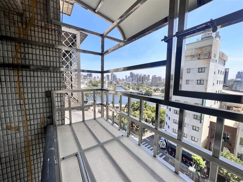 社會住宅🏠北斗愛河獨立套房近鹽埕埔📞愛窩,愛窩 iwow house