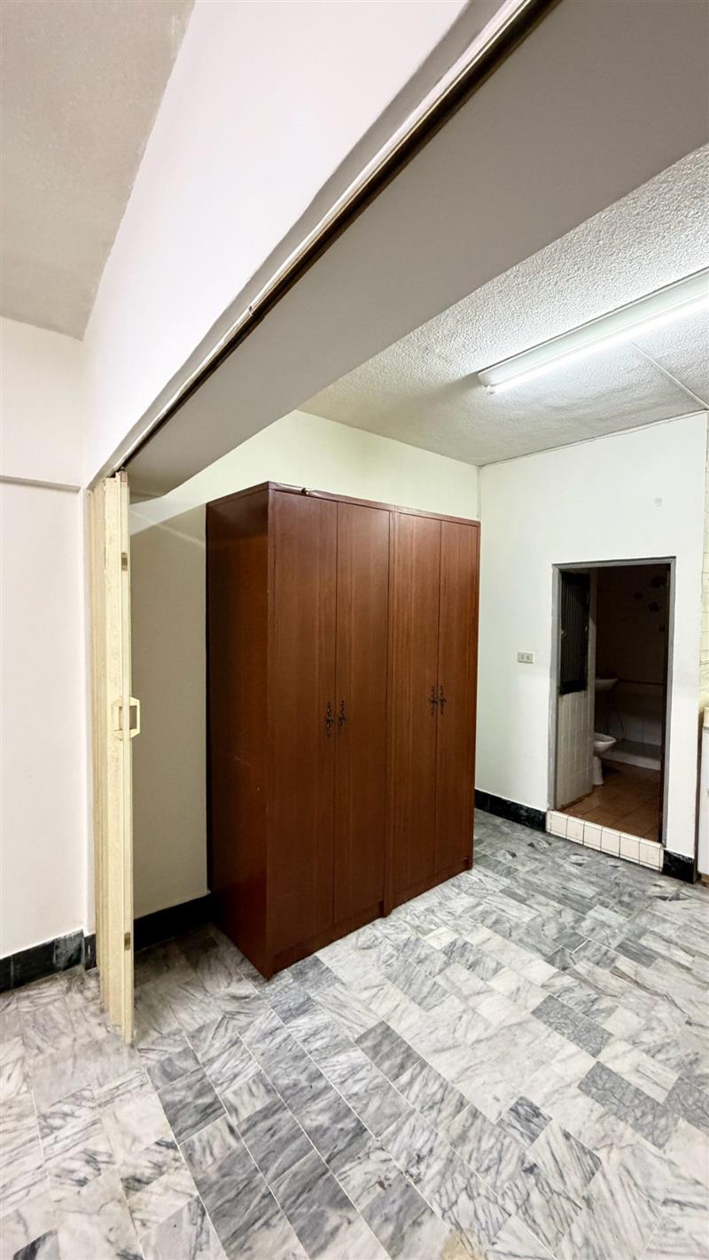 社宅🏠復興一火車站獨洗可寵大套房近美麗島夜市📞愛窩,愛窩 iwow house
