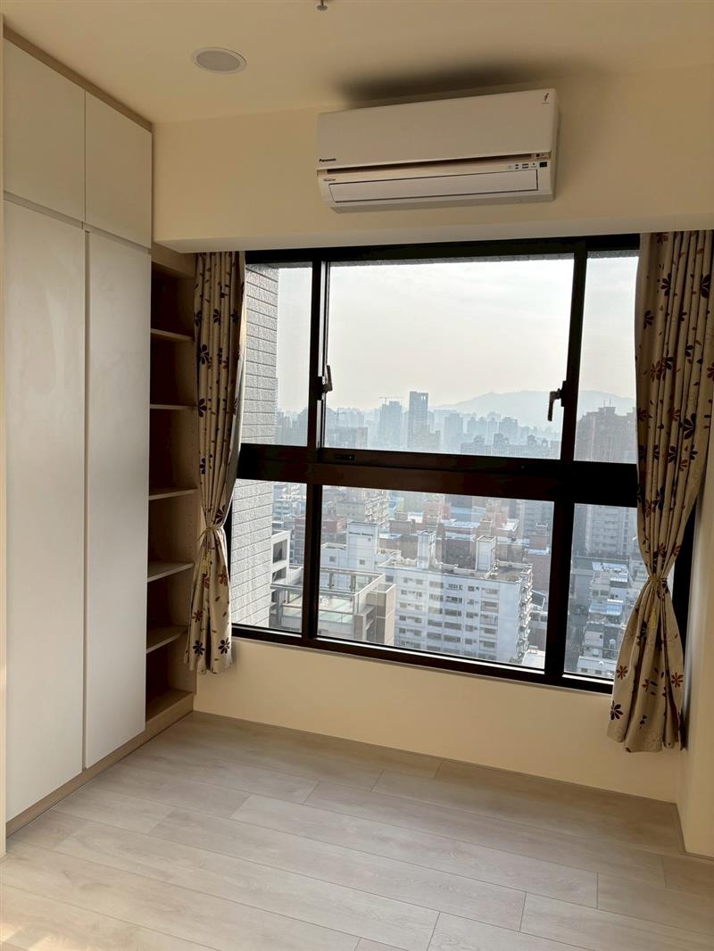 社宅🏠大中二陽高鐵商圈電梯採光2房車位三鐵共構近國10愛窩,愛窩 iwow house