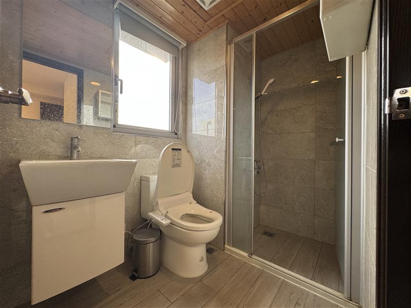 文學電梯萌寵採光2房近左營高鐵捷運📞愛窩,愛窩 iwow house