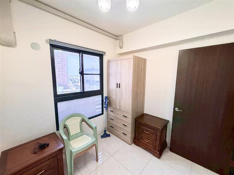 社宅🏠岡山文賢商圈電梯採光2房家具全近國1捷運火車📞愛窩,愛窩 iwow house