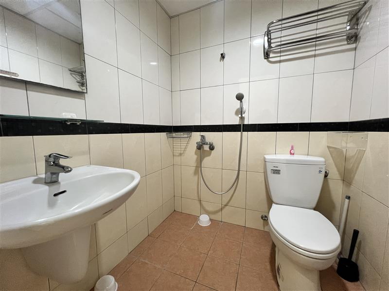 光華一701電梯獨套傢俱齊全近光華夜市📞愛窩,愛窩 iwow house