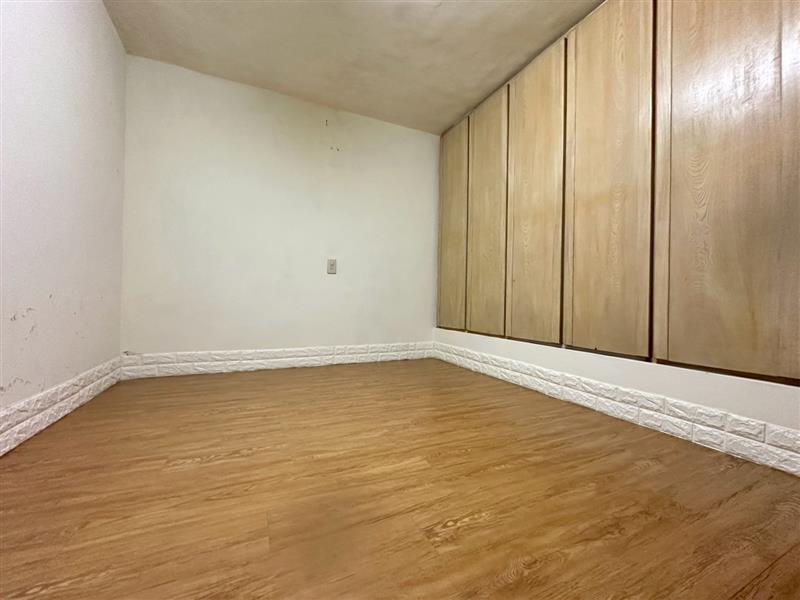 社會住宅🏠銀川內惟商圈萌寵二樓透天採光5房近美術館📞愛窩,愛窩 iwow house