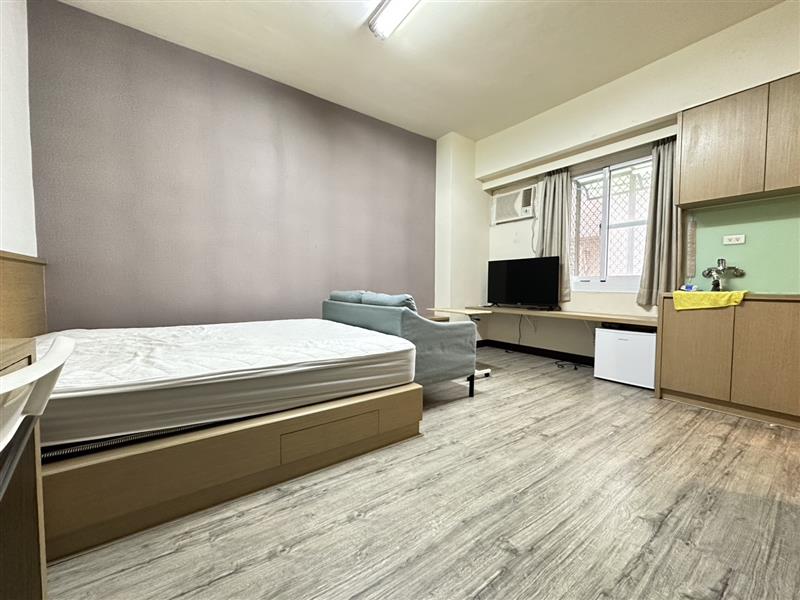 社宅🏠三多三14F三多商圈可租補精裝採光套房近捷站📞愛窩,愛窩 iwow house