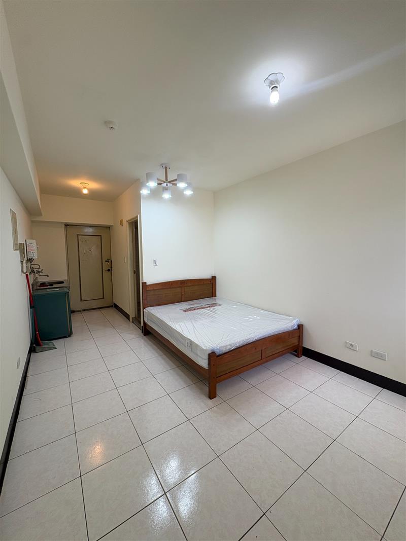 社宅🏠昌裕建工商圈採光套房近高科大輕軌📞愛窩,愛窩 iwow house