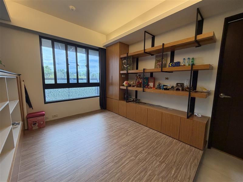 社宅🏠土庫二12精緻住宅電梯2+1房家樂福都會公園愛窩,愛窩 iwow house