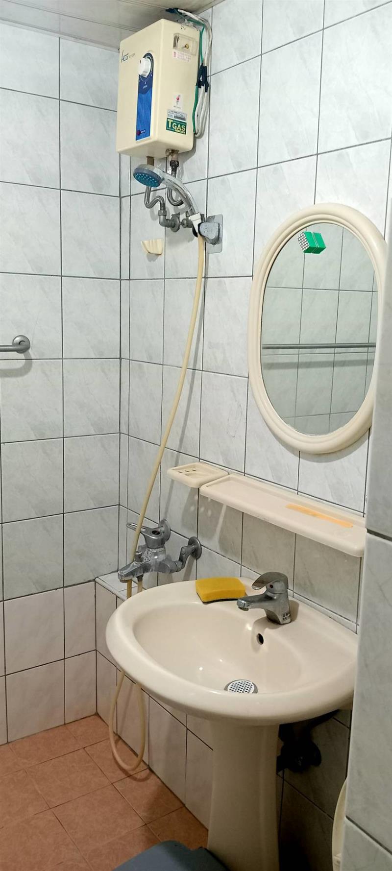 社宅🏠忠孝甲仙商圈電梯獨立套房近夜市台20📞愛窩,愛窩 iwow house