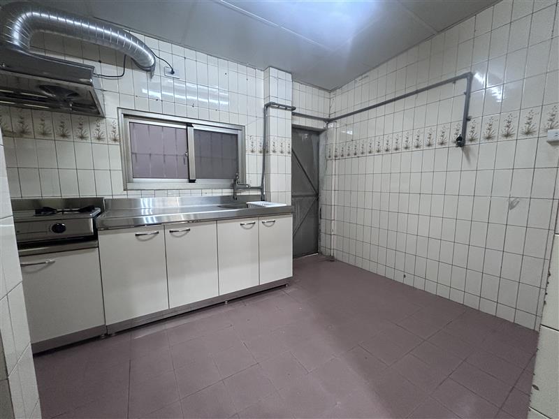 社宅🏠九如一大坪數獨棟透天門口可停車近國1輕軌📞愛窩,愛窩 iwow house