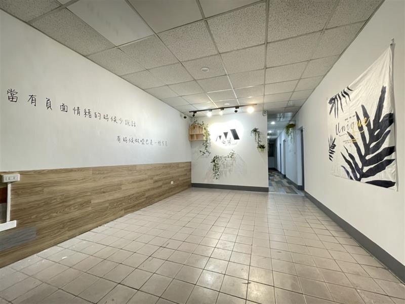廣興#303雙人房型貓寵套房近勝利星村愛窩,愛窩 iwow house