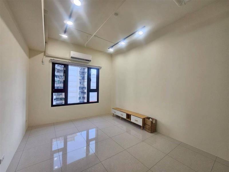 社宅🏠保泰瑞隆商圈電梯採光3房車位近輕軌國1📞愛窩,愛窩 iwow house