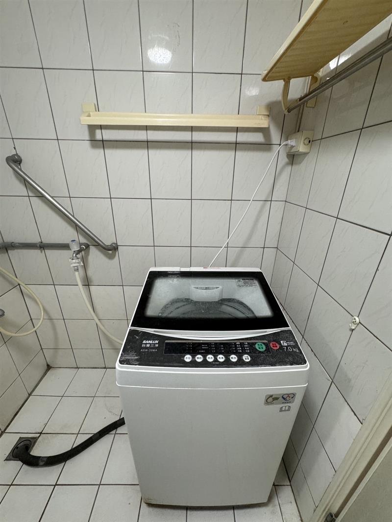 社宅🏠正忠9F電梯貓寵獨立套房近科工館樹德📞愛窩,愛窩 iwow house