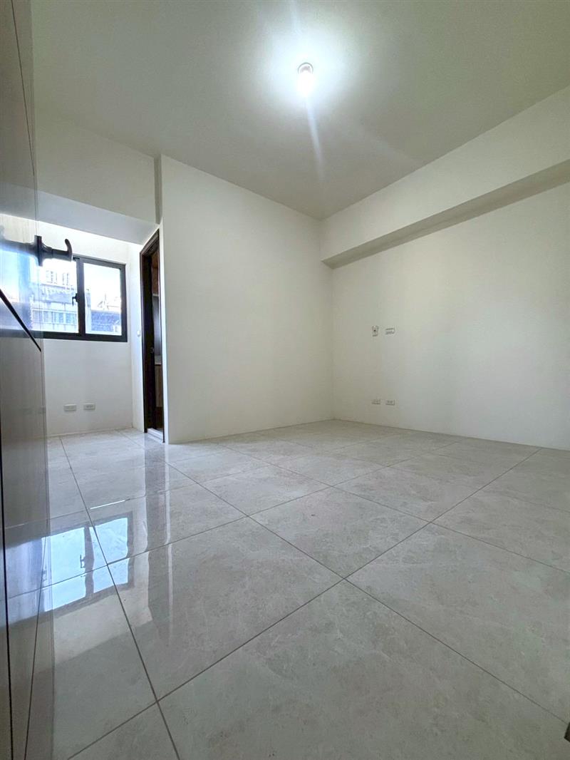 社宅🏠朝明輕屋齡電梯採光2房車位近高科台積國1📞愛窩,愛窩 iwow house