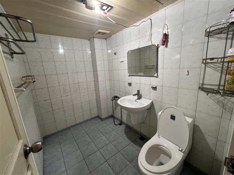 社宅🏠翠屏電梯採光3房近義守大學📞愛窩,愛窩 iwow house