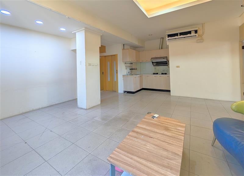 學源501三多商圈採光房近光華夜市📞愛窩,愛窩 iwow house