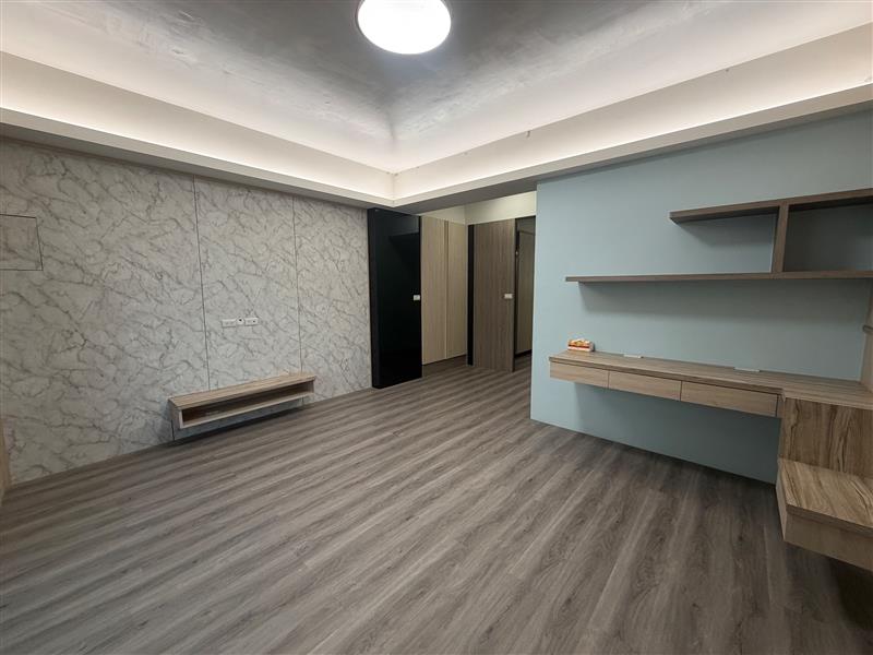 秀群可租補右昌質感可寵四層透天4房近楠科台積📞愛窩,愛窩 iwow house