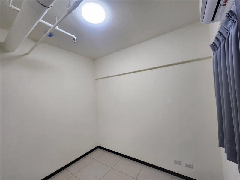 社宅🏠鼎強輕屋齡景觀可寵2房車位近文藻國1巨蛋📞愛窩,愛窩 iwow house