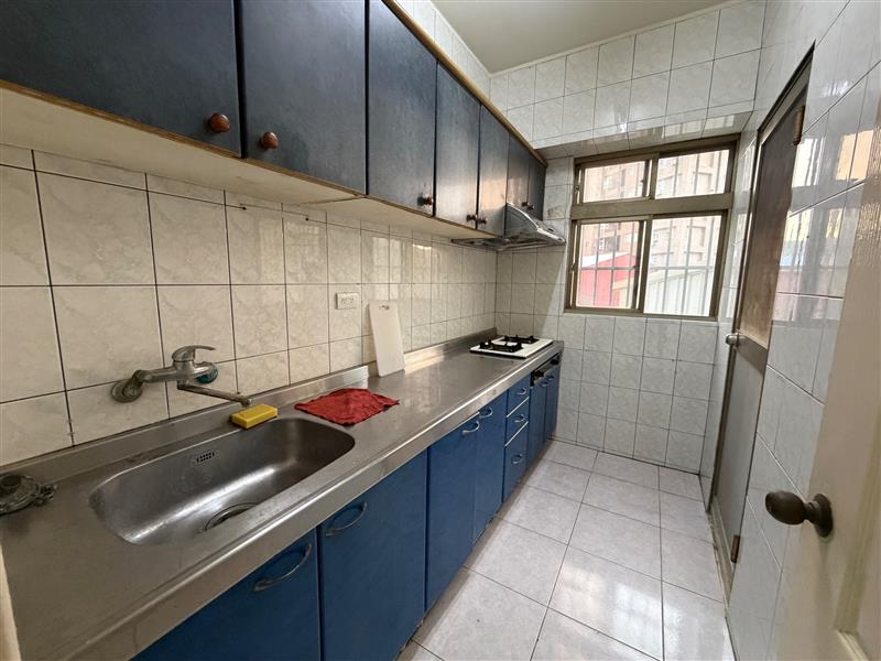 社宅🏠逢甲電梯3房平車近巨蛋高美館輕軌📞愛窩,愛窩 iwow house