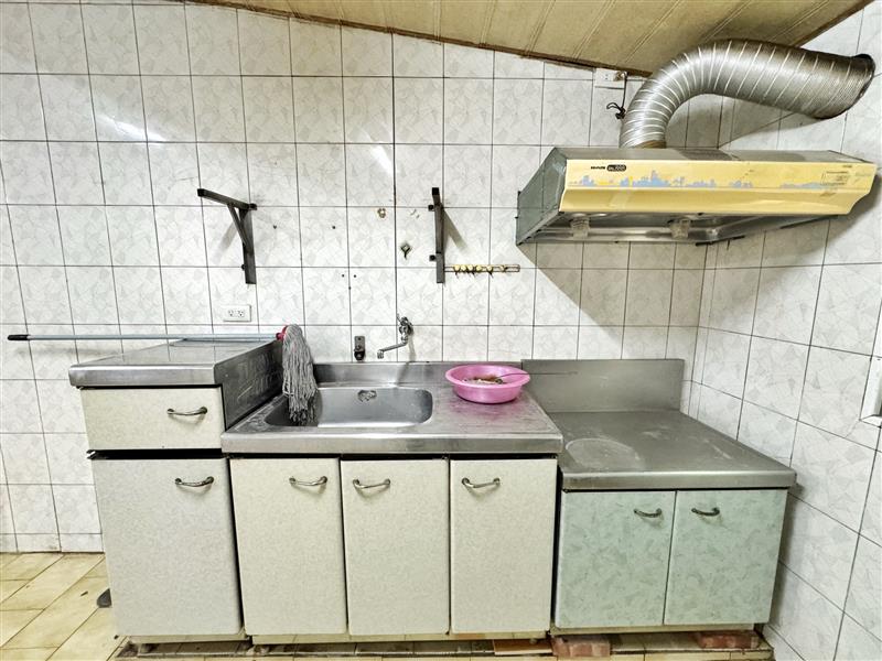 社會住宅🏠鳳仁火車站生活圈雙層透天採光5房近國1車站📞愛窩,愛窩 iwow house