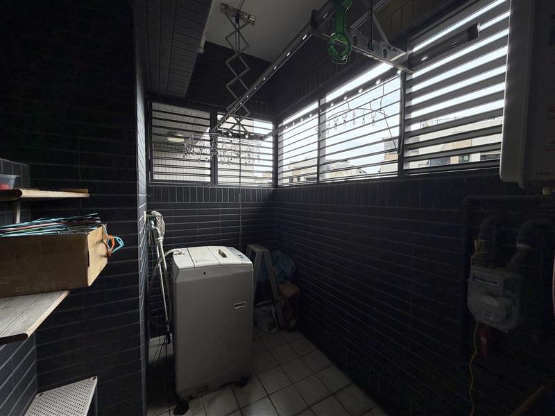 社宅🏠土庫二12精緻住宅電梯2+1房家樂福都會公園愛窩,愛窩 iwow house