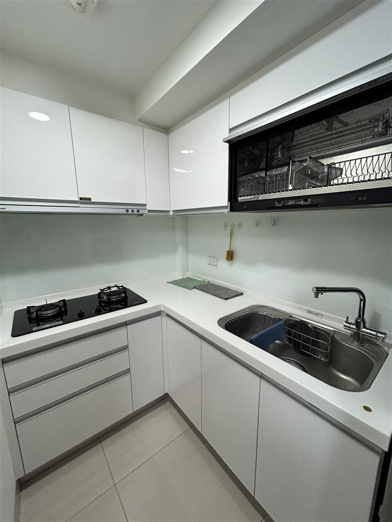 建國三245可租補電梯2房近高雄車站📞愛窩,愛窩 iwow house
