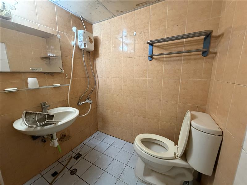 鎮東四#D輕軌夢時代站傢俱全齊溫馨獨立套房📞愛窩,愛窩 iwow house