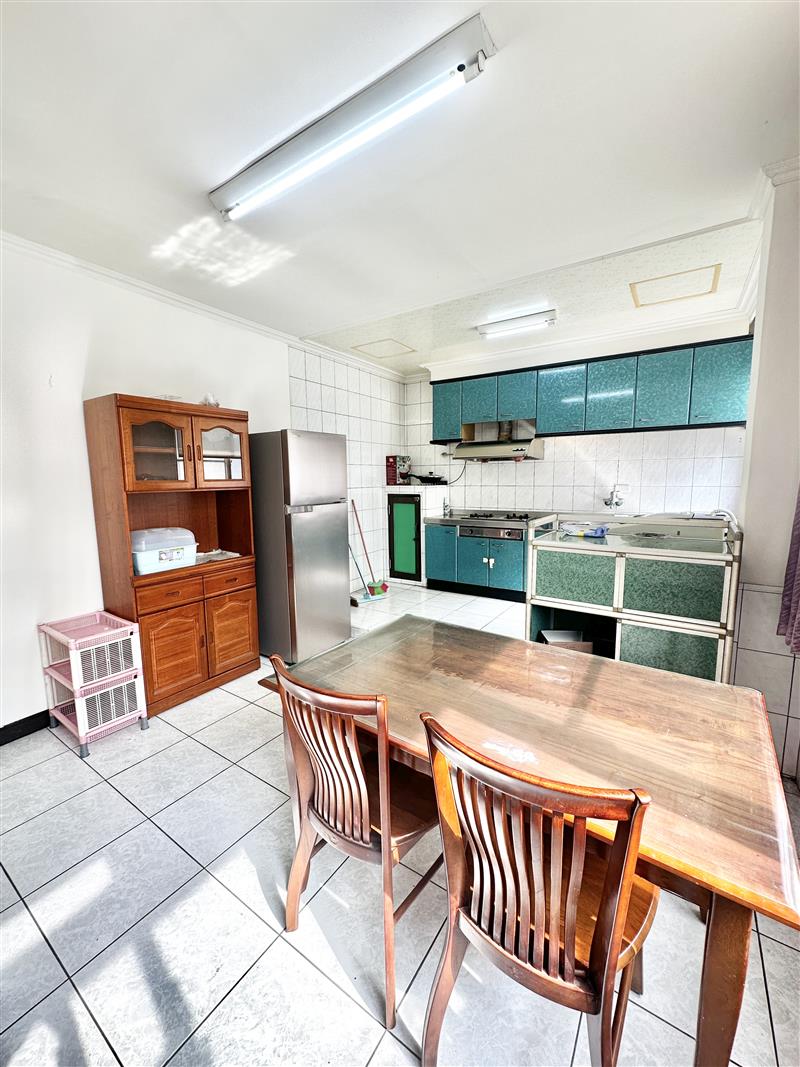 社會住宅🏠文恩高鐵商圈採光3房榮總愛窩,愛窩 iwow house