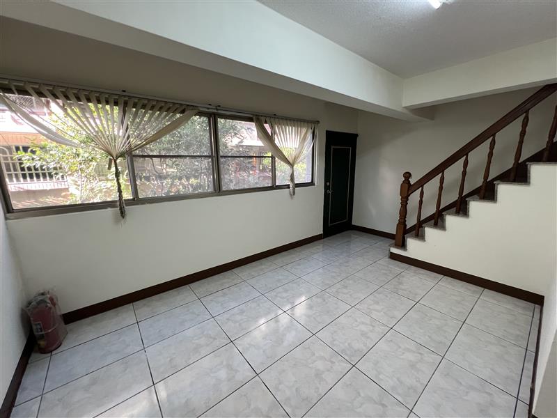 社宅🏠正義興達港貓寵3房透天近大湖車站📞愛窩,愛窩 iwow house