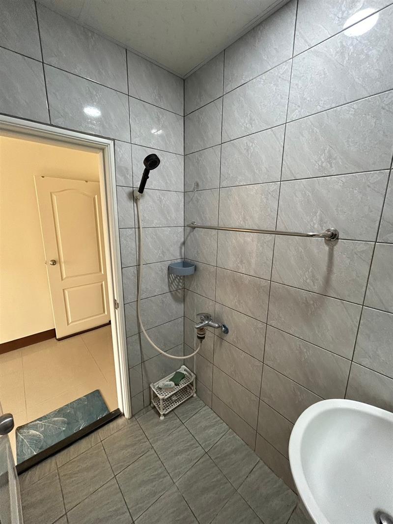 和光301採光套房開伙近油廠捷運📞愛窩,愛窩 iwow house