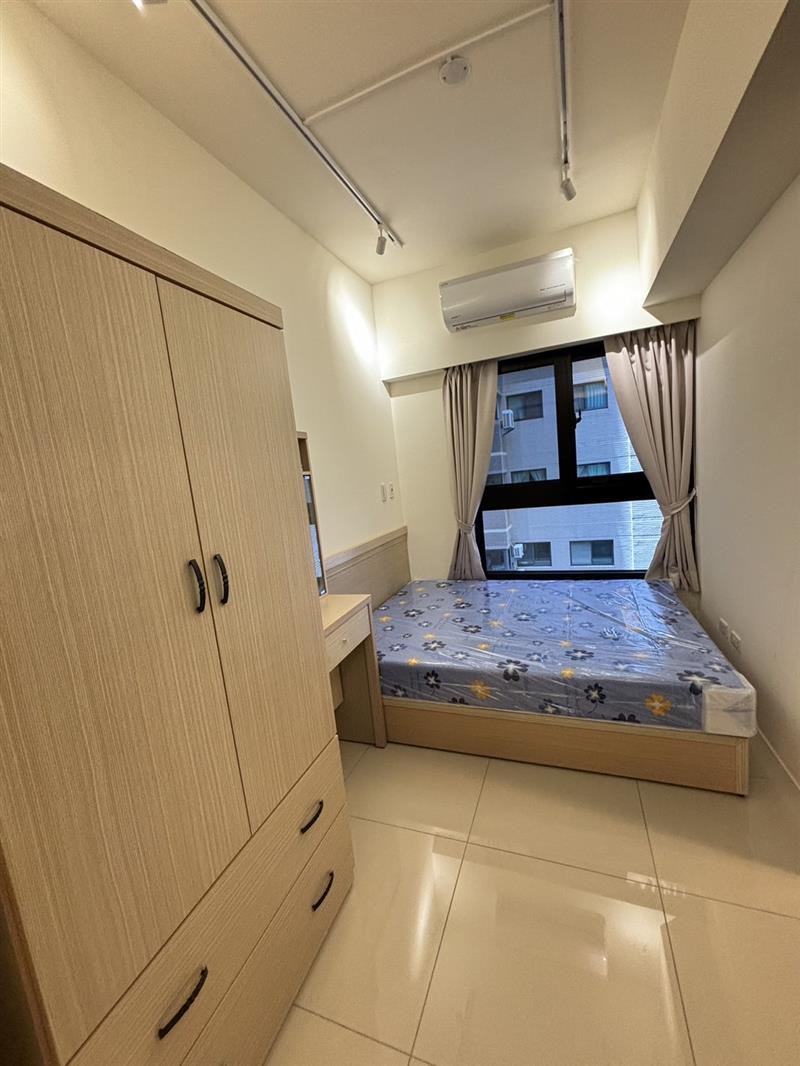 社會住宅🏠文川3房左營商圈近左營高鐵愛窩,愛窩 iwow house