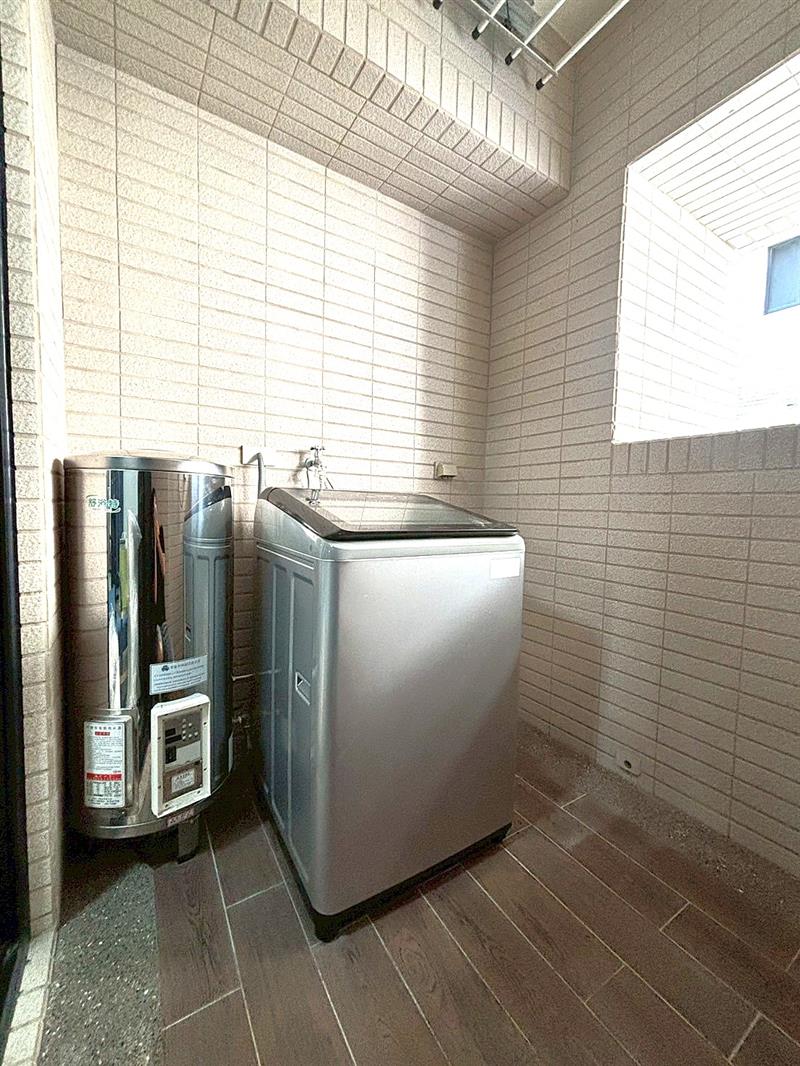 社宅🏠瑞興捷仕堡萌寵電梯採光1+1房近大東捷運愛窩,愛窩 iwow house