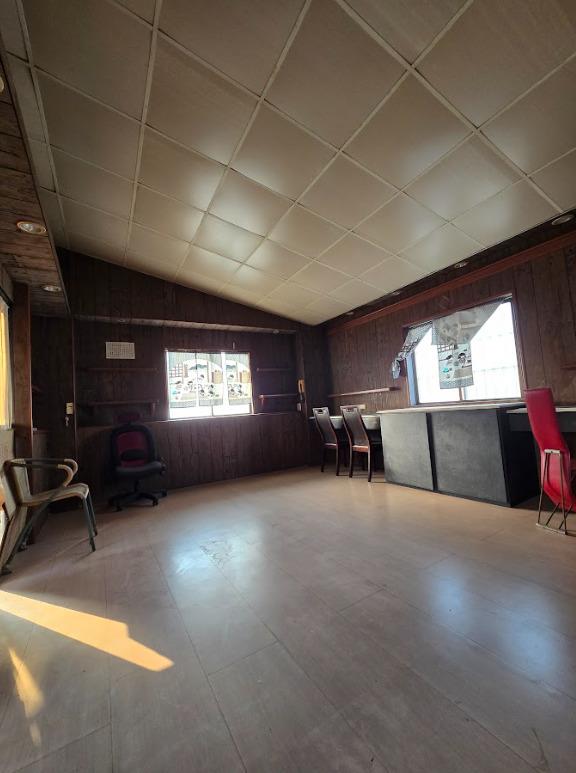 社宅🏠建國一採光2房可寵技擊館衛武營愛窩,愛窩 iwow house