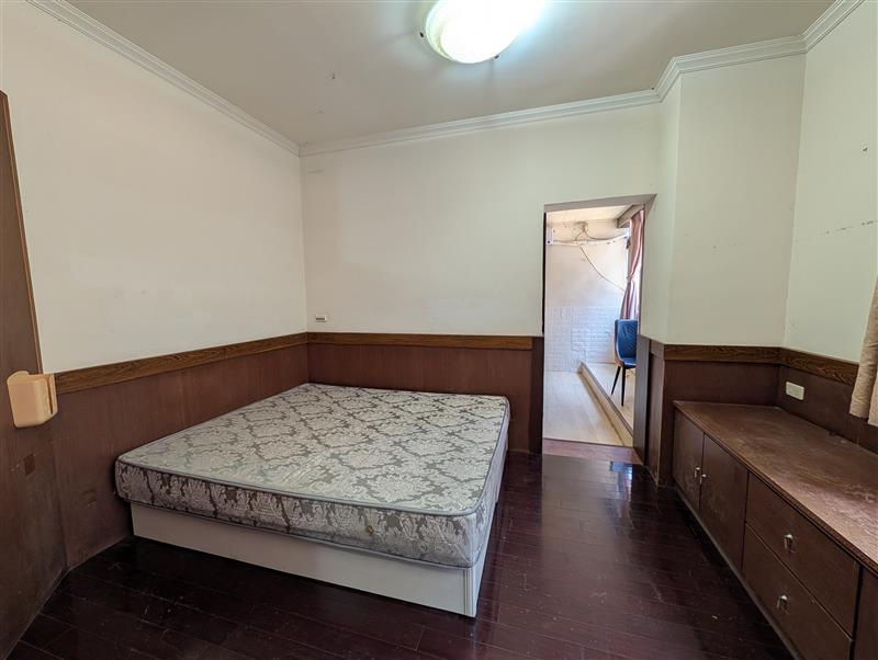 學源203三多商圈採光房可租補近光華夜市📞愛窩,愛窩 iwow house